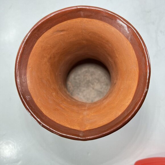 Vtg Art Pottery Cusco Peru Handmade Handpainted Vase Black Bird Crow 5.5" tall - Picture 8 of 10